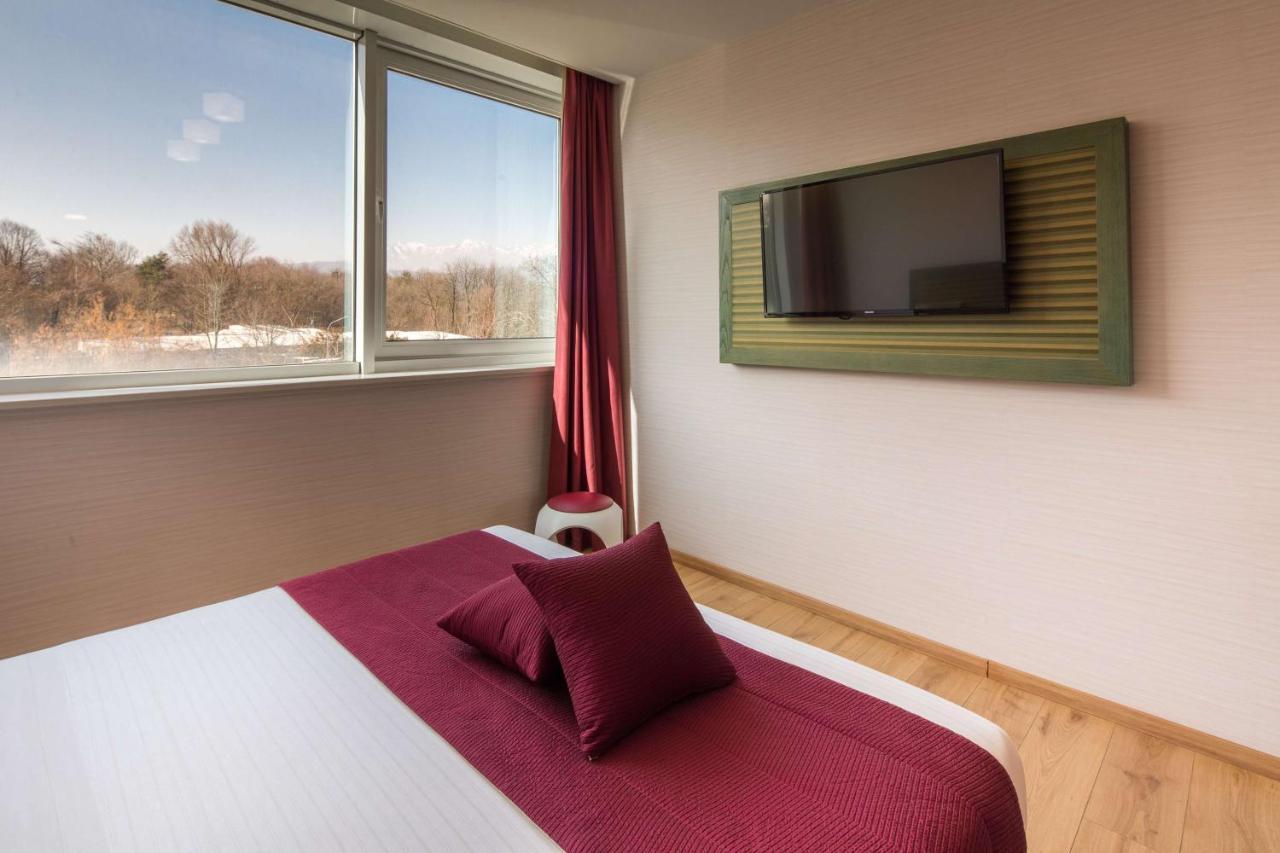 Best Western Ivrea Crystal Palace Banchette D'Ivrea ภายนอก รูปภาพ