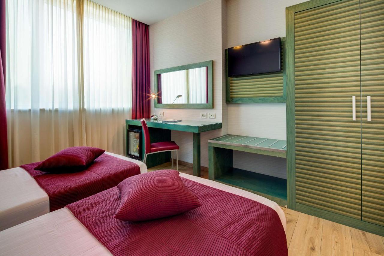 Best Western Ivrea Crystal Palace Banchette D'Ivrea ภายนอก รูปภาพ